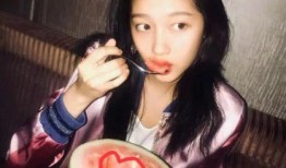 关晓彤娱乐吃瓜图片大全,盘点那些让人捧腹大笑的幕后花絮