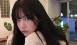 娱乐吃瓜酱朴素的女孩,朴素女孩朴素的娱乐吃瓜之旅