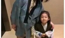 娱乐圈吃瓜爆恋情,揭秘明星甜蜜瞬间