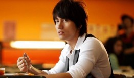 娱乐圈工作人员吃瓜,娱乐圈工作人员的“瓜田”奇遇记