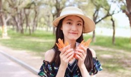 约会散步娱乐吃瓜酱,品味美食，共享悠闲时光