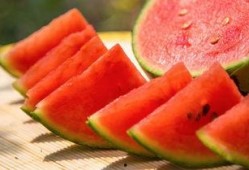 在娱乐公司上班吃瓜